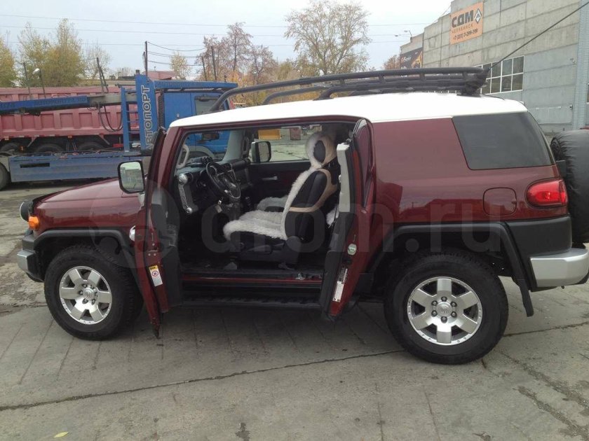 Тойота FJ Cruiser 2008