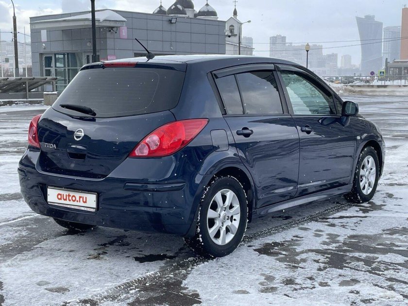 Ниссан тиида 2008 хэтчбек