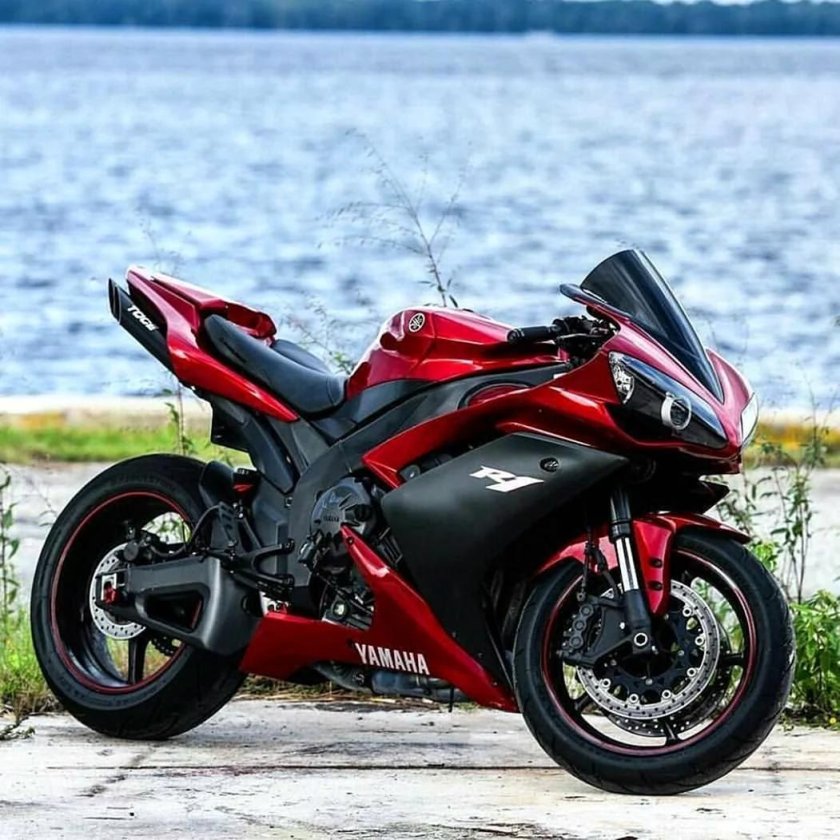 Yamaha r1