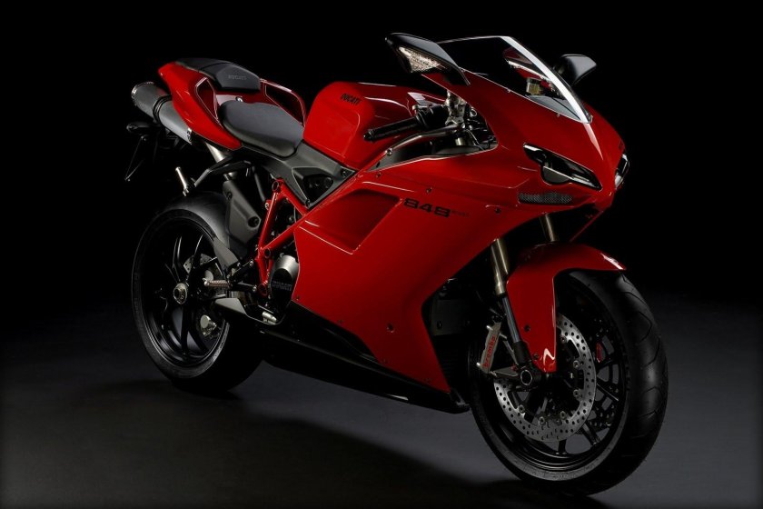 Мотоцикл Ducati 848