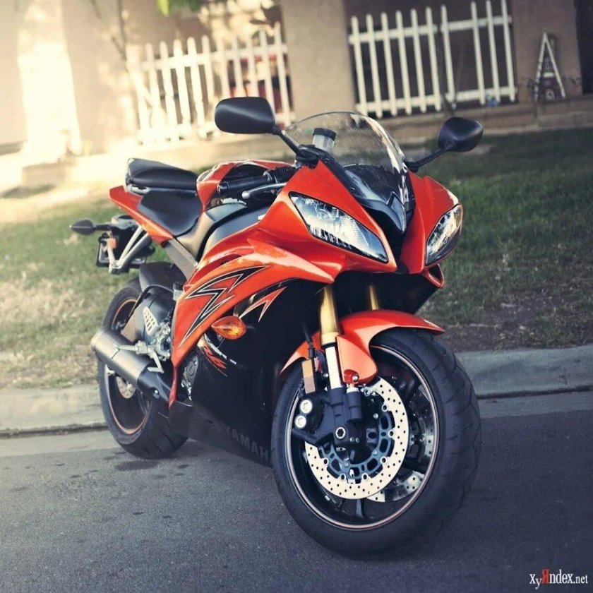 Мотоцикл yamaha