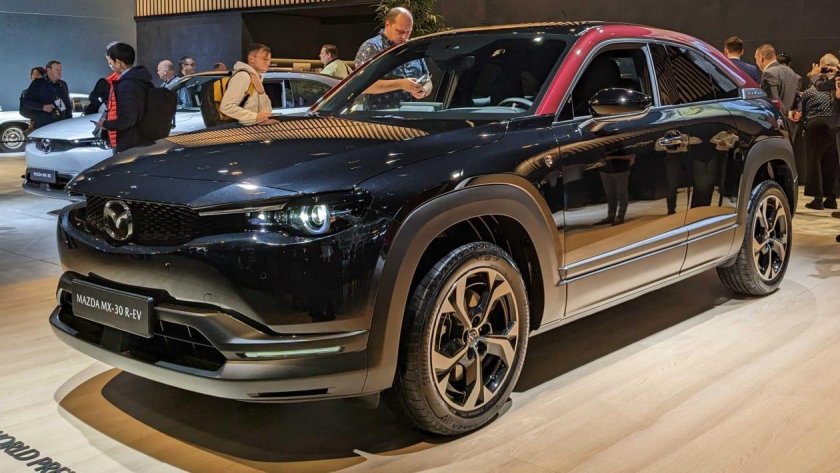 Mazda mx-30 r-ev (2023)