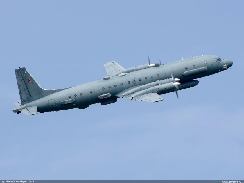Самолет радиоэлектронной разведки ил-20
