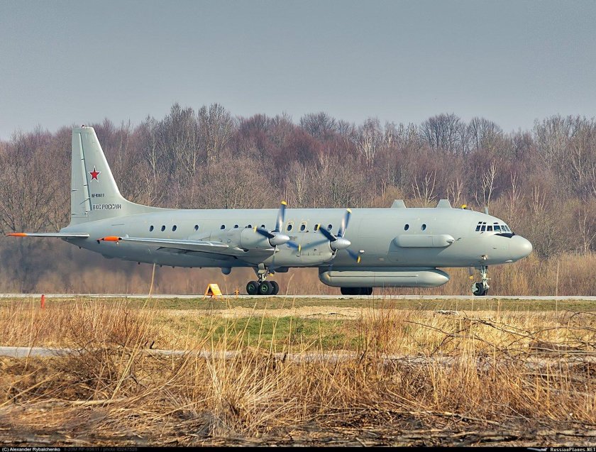 Самолет радиоэлектронной разведки ил-20