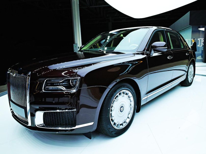 Седаны Aurus-4123