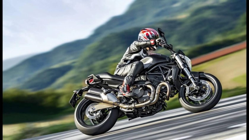 Дукати монстр 821