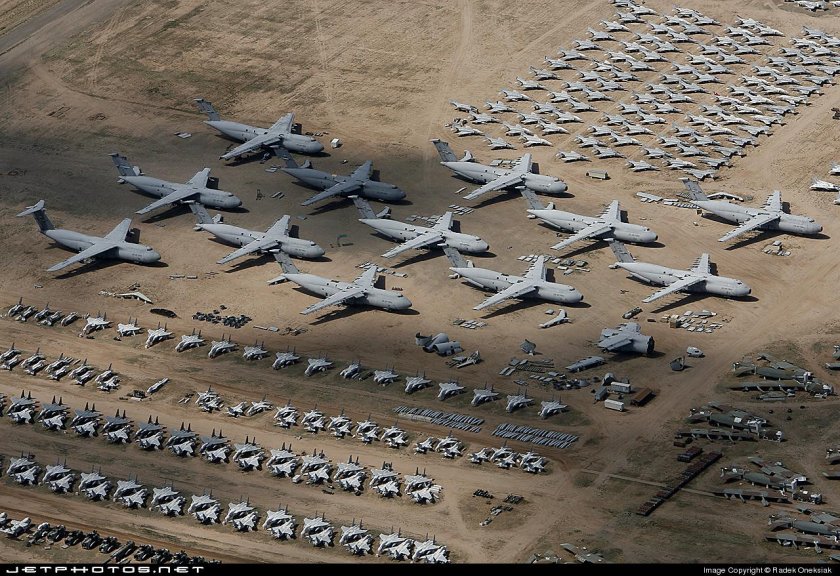 Девис Монтен авиабаза