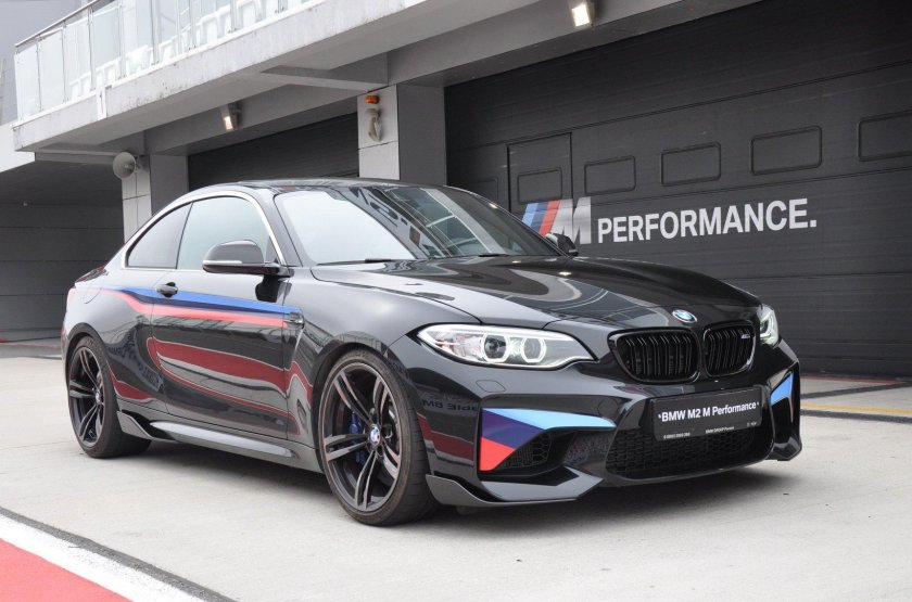 BMW M Performance