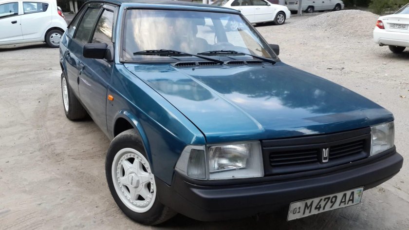 Москвич 2141 синий