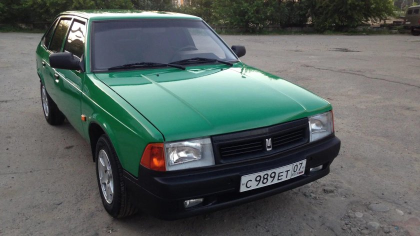 Москвич-2141 легковой