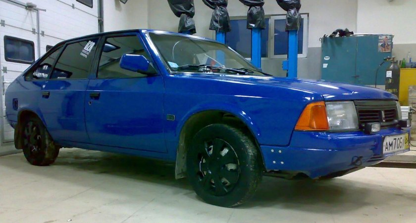 Москвич 2141 синий