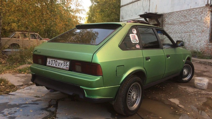 Москвич 2141 зеленый