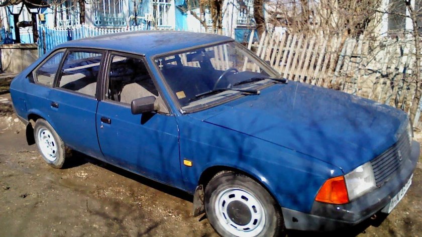 Москвич 2141 голубой
