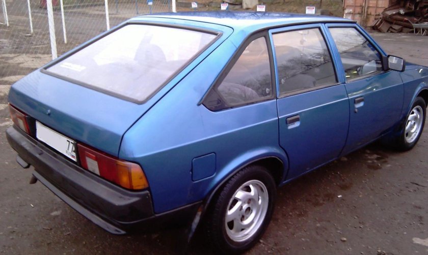 Москвич 2141 голубой металлик