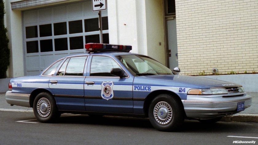 Форд Краун Виктория