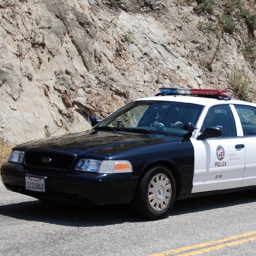 Форд Виктория Краун LAPD