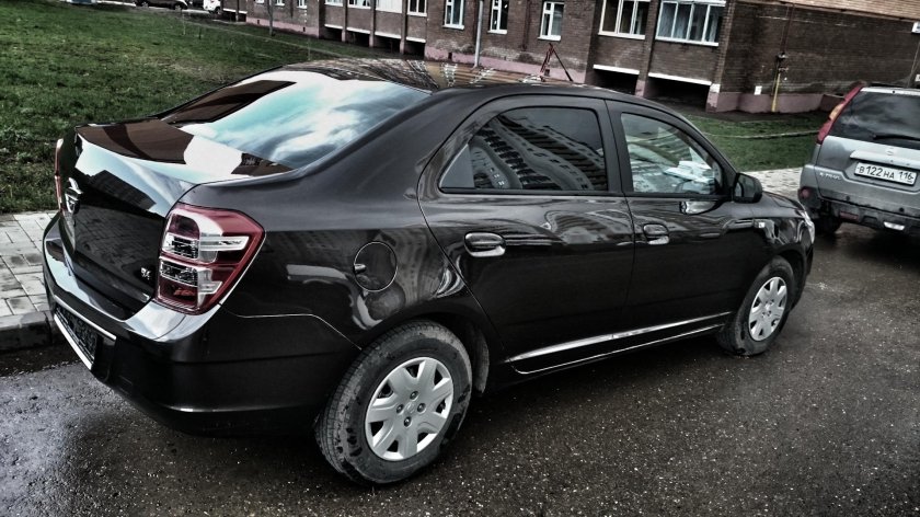 Chevrolet Cobalt черный цвет