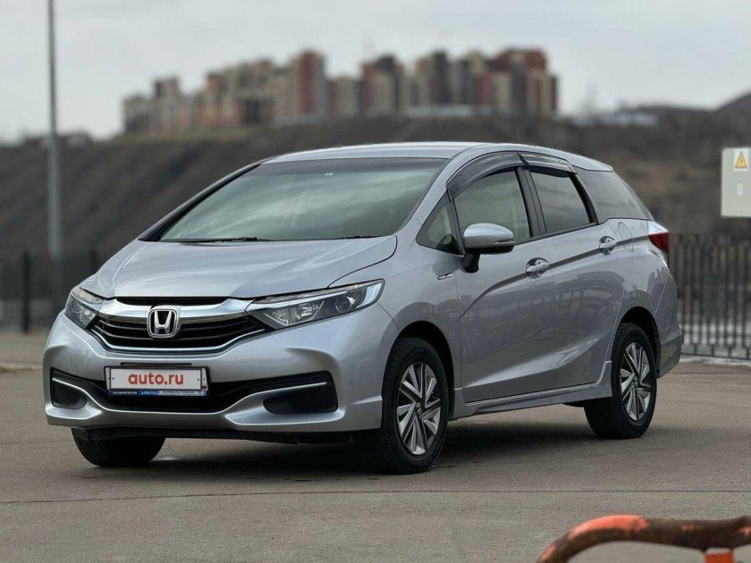 Хонда шаттл 2018