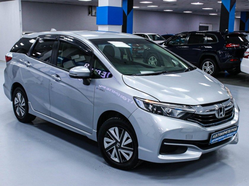 Хонда шаттл 2015