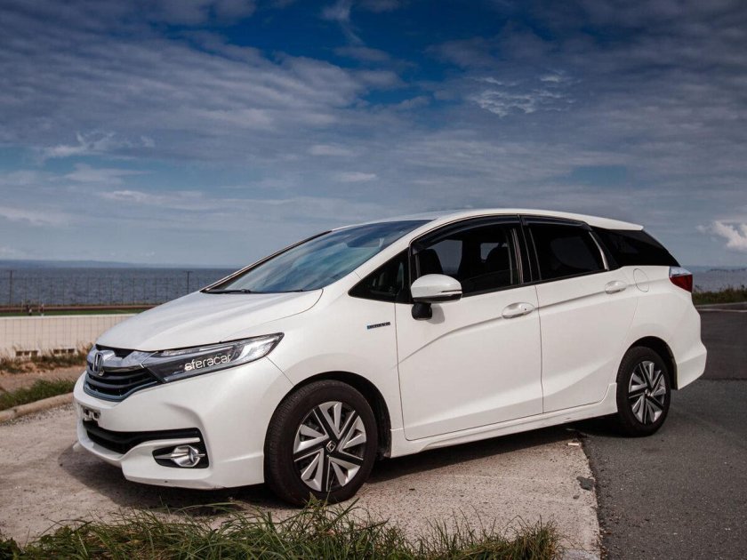 Honda shuttle hybrid 2017
