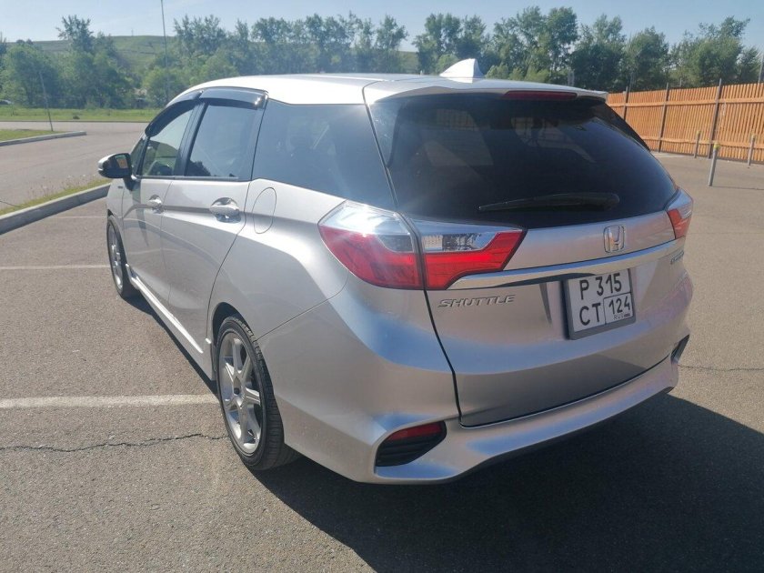 Honda shuttle 2016