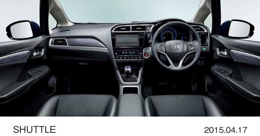 Хонда Шатл 2016 салон
