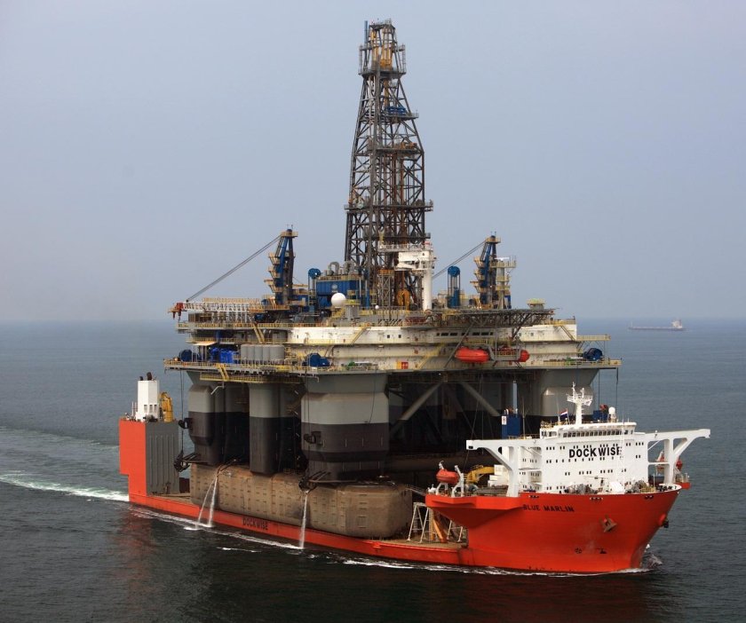 Корабль-док Blue Marlin