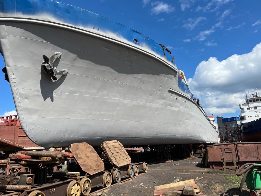 Судостроительный завод залив керчь