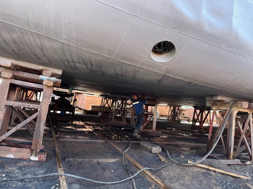 Мариупольский судоремонтный завод