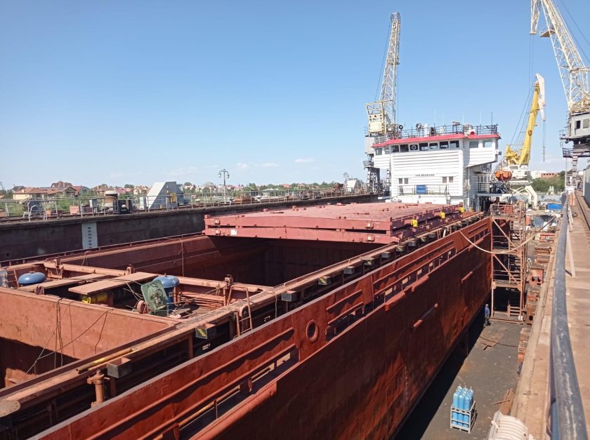 Теплоход проекта 1743 Омский