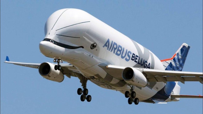 Airbus Beluga самолет