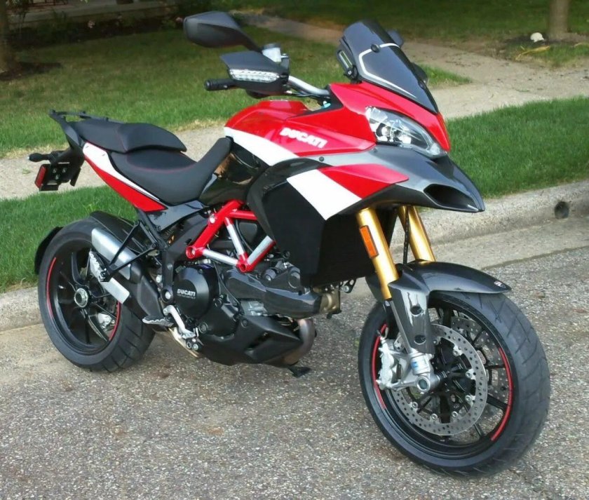 Ducati Multistrada 1200s