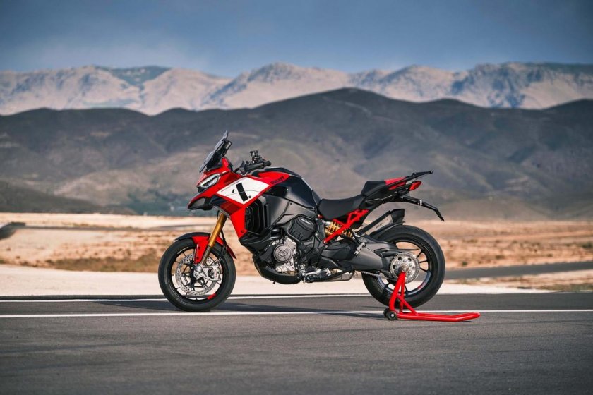 Ducati Multistrada v4 Pikes Peak 2022
