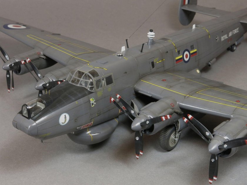 Авро Шеклтон самолет