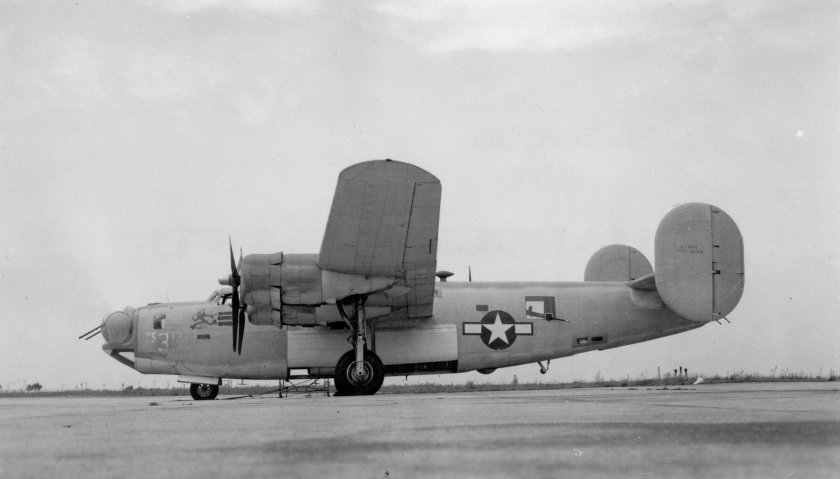 Самолет pb4y-2 Privateer
