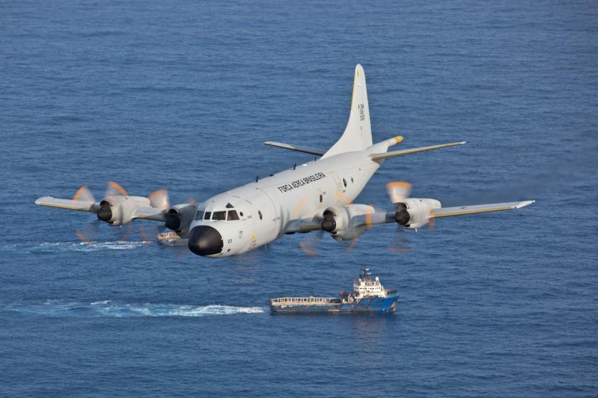 Самолет Орион p-3c