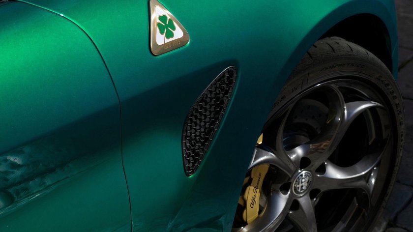 Альфа ромео quadrifoglio