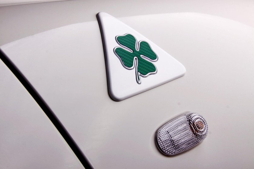 Четырехлистный Клевер Альфа Ромео