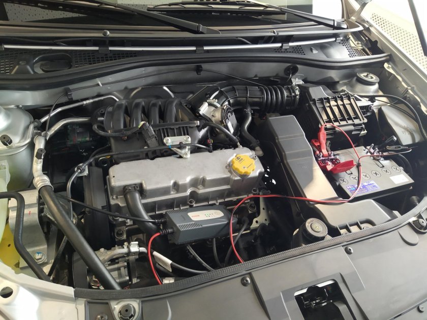 Лада Ларгус двигатель 11182