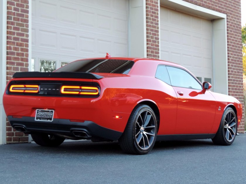 Dodge challenger r t