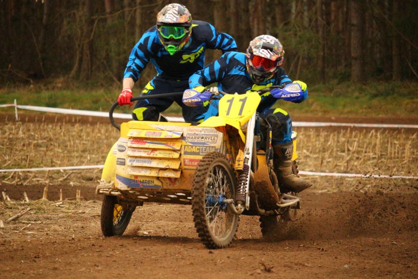 Мотокросс с коляской Урал