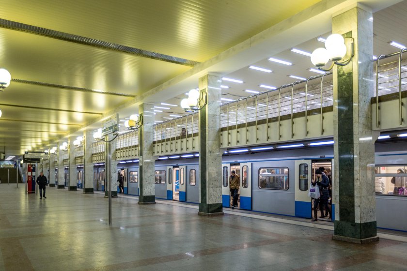 Станция бульвар Дмитрия Донского