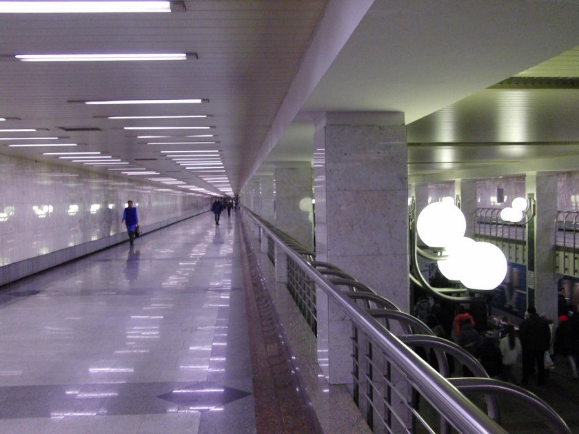 Станция бульвар Дмитрия Донского