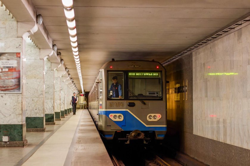 Москва вагон метро