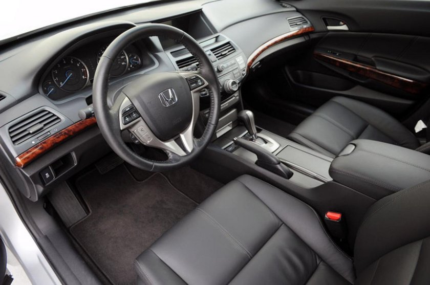 Honda Accord Crosstour 2010