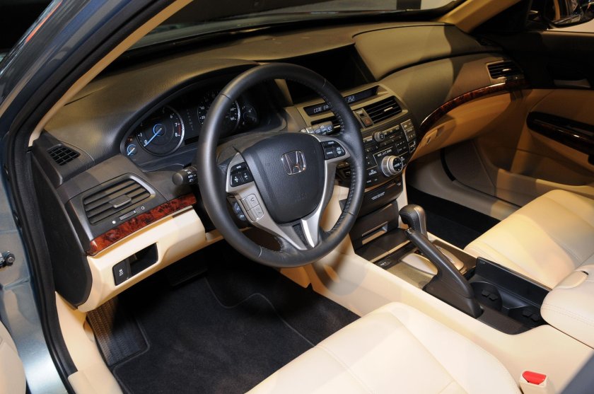 Honda Crosstour салон 2014