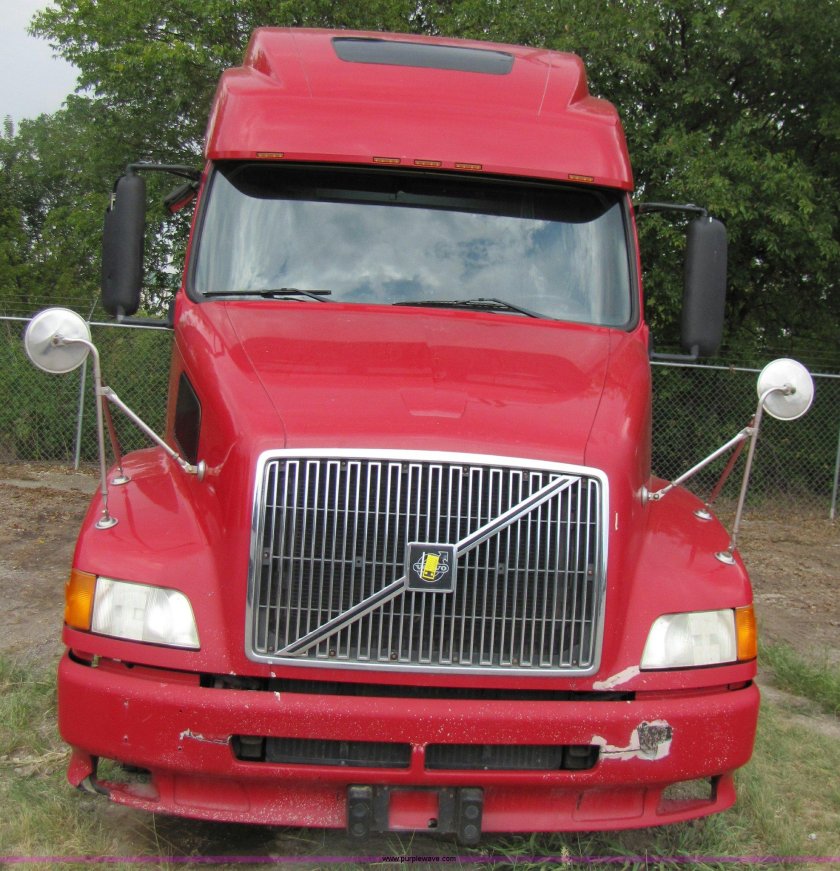 Volvo VNL 770