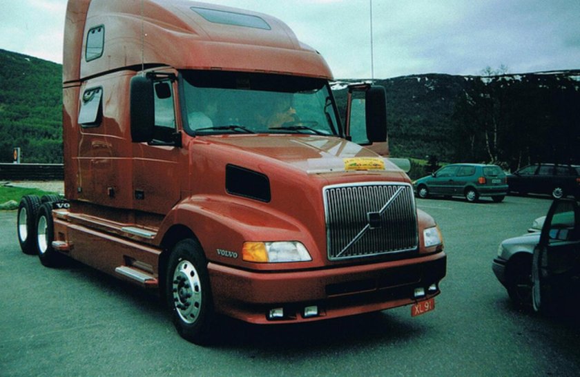 Volvo VNL 770