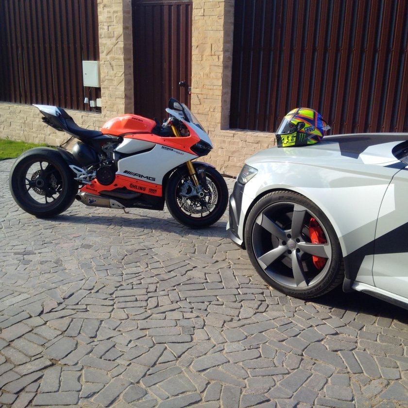 Мотоцикл Ауди