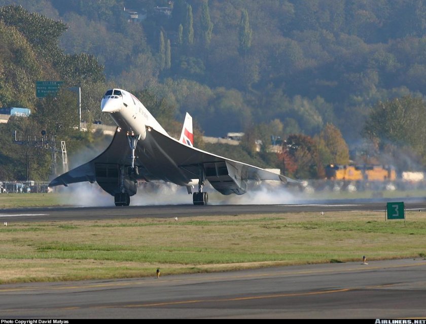 Сверхзвуковой пассажирский самолет Конкорд